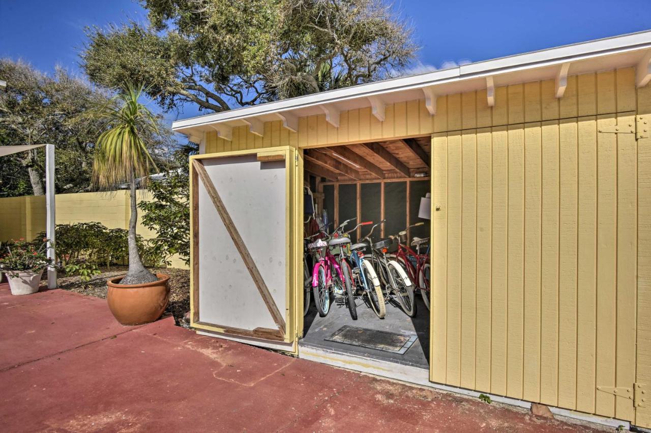 Sunny Cocoa Beach Escape With Bikes, Walk To Beach 外观 照片